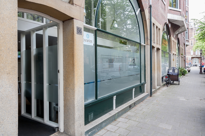 ouranios massage amsterdam werkplek Voorkant massagepraktijk ouranios Amsterdam